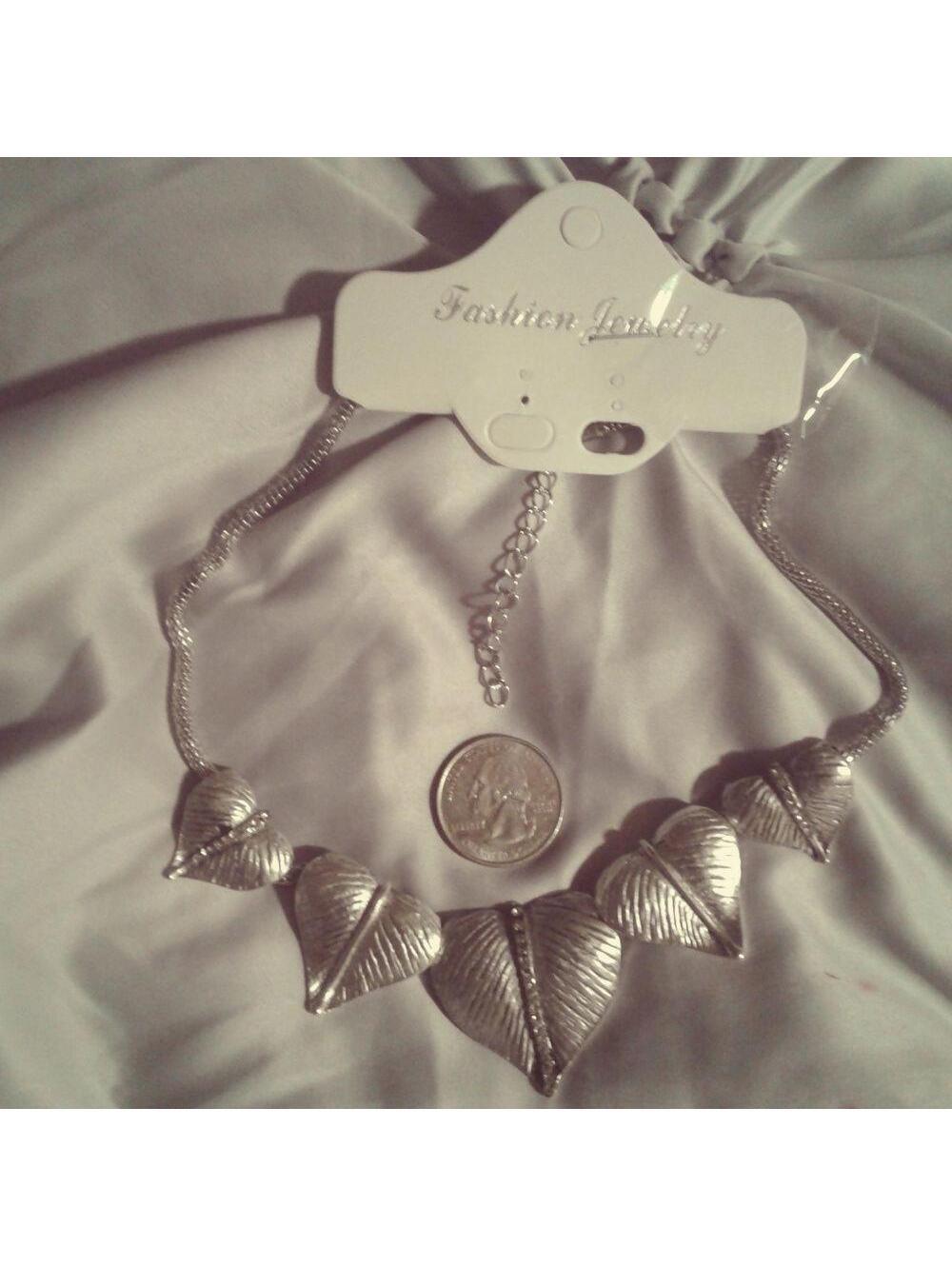 Silver Leaves Necklace 18"